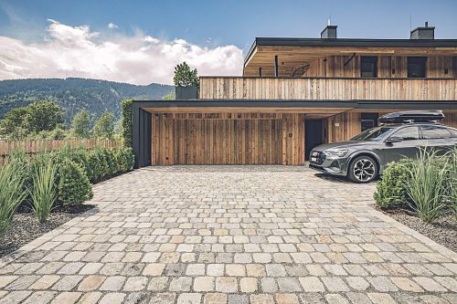 224-at-39-raw-220730-21w-7283-1